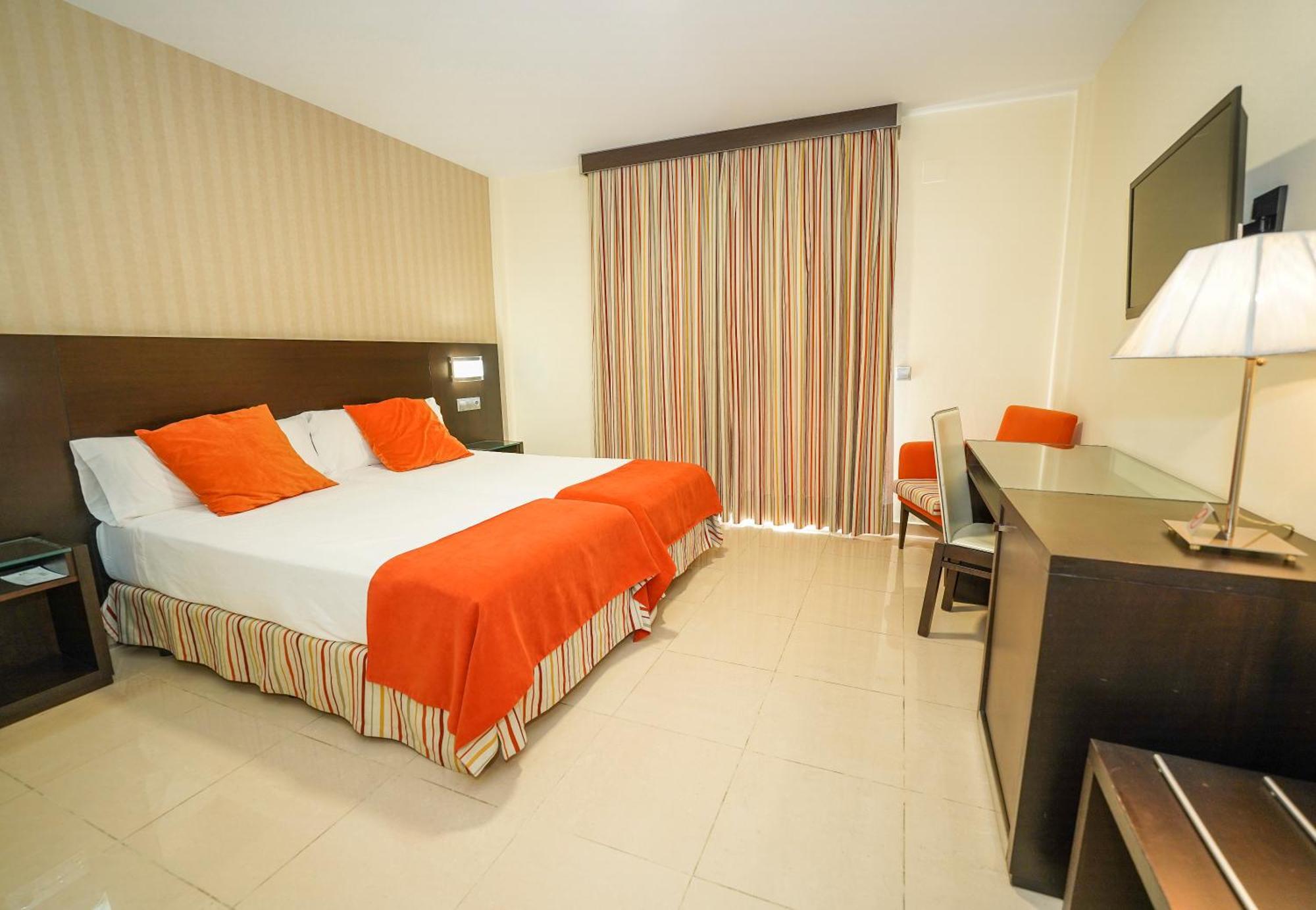 Hotel Pradillo Conil Conil De La Frontera Dış mekan fotoğraf